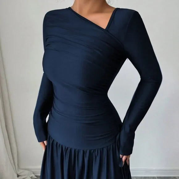 Royal Elegant Women's Oblique Collar Long Sleeve Pleated A-Line Long Dress - Picture 4 of 8